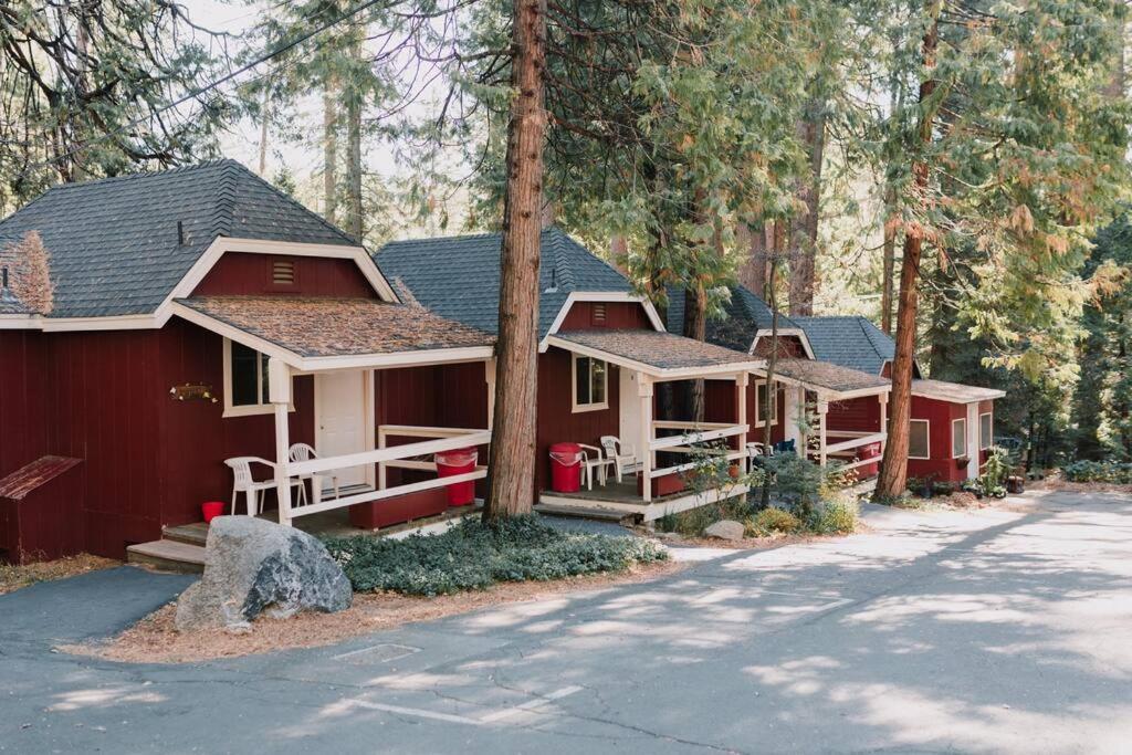 The Long Barn Lodge Exterior photo